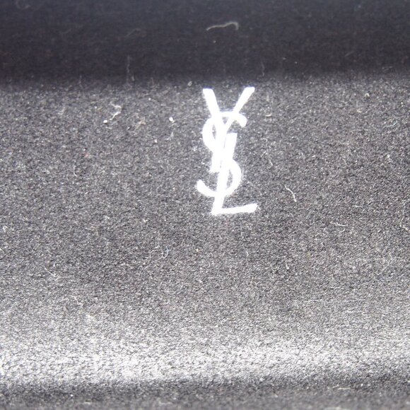 YvesSaintLaurent  White/Black Interior Eyeglass Case Only - Picture 8 of 12